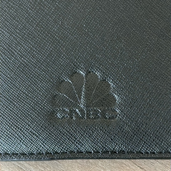 Henri bendel wallet - Picture 6 of 6